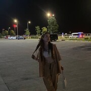  ,   Milana, 18 ,   ,   