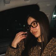  , 