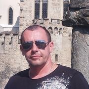  ,  Vadym, 50