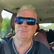  ,   Chris, 64 ,   c 