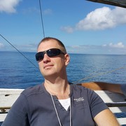  ,  Alex, 47