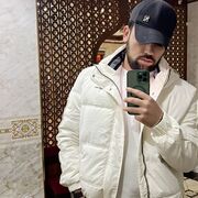  ,   Timur, 28 ,   ,   , c , 