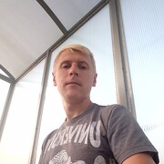  ,  Viktor, 34
