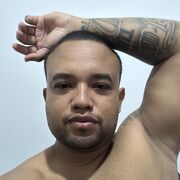  --,  Felipe, 33