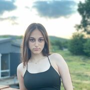  , 