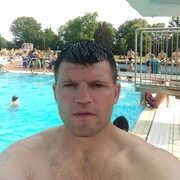  ,  Gabriel, 30