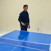 ����� ����