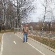  ,   Aleks, 61 ,   c 