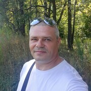  ,  Alex, 40