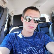  ,  Viktor, 31