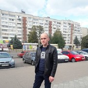  Chotesov,  Sergiy, 33