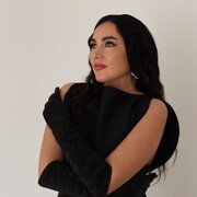  ,   Elena, 46 ,   ,   , c 