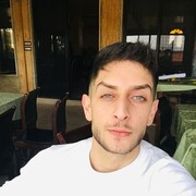  ,  Yaser, 28