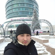  ,   Oybek, 33 ,     , c , 