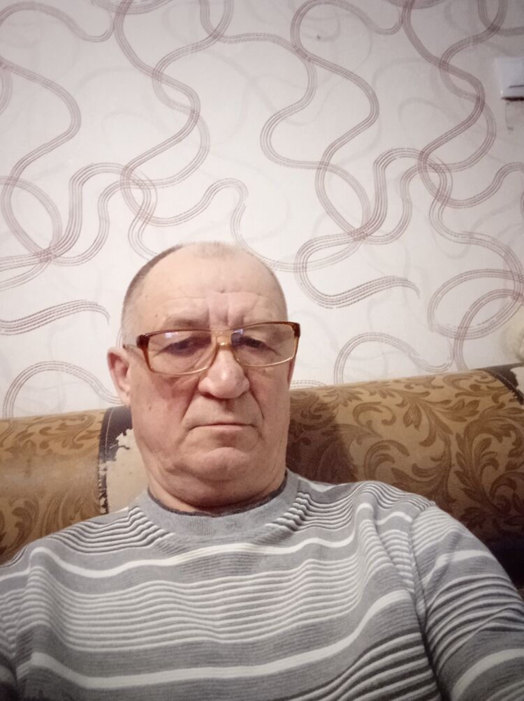  32676035  , 70 ,    