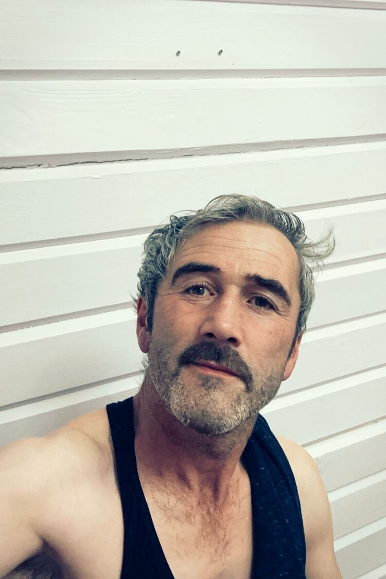  50154255  Muzaffer, 40 ,    Patrai