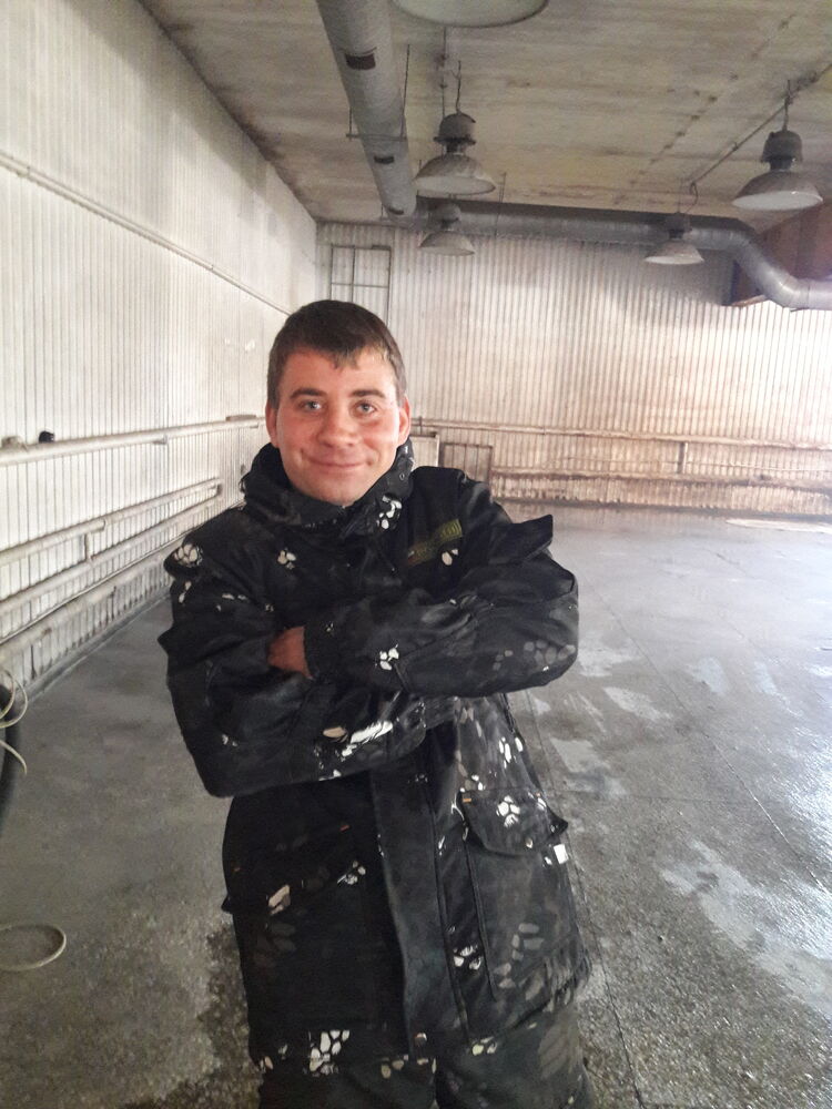  31927955  Igor, 35 ,    