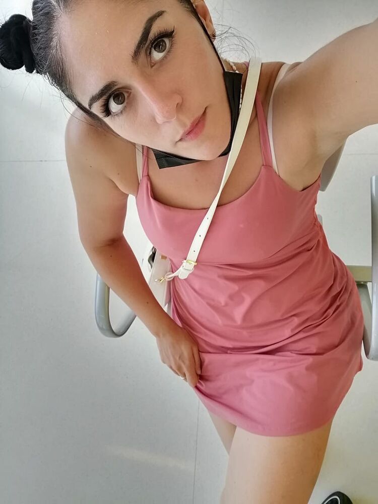  ,   Anna, 39 ,   ,   