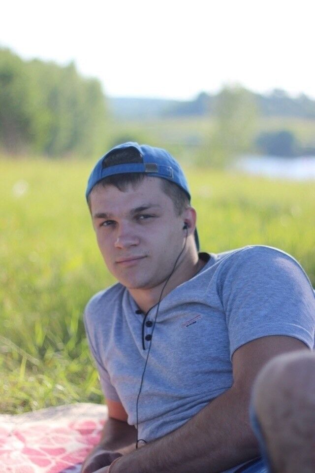  10058035  Alex, 29 ,    