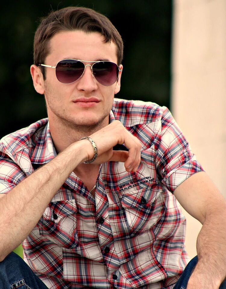 ���� 33579335 ������� �������, 46 ���, ���� ���������� � �����������