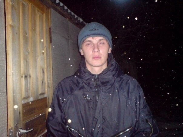  ,   Denis, 38 ,  