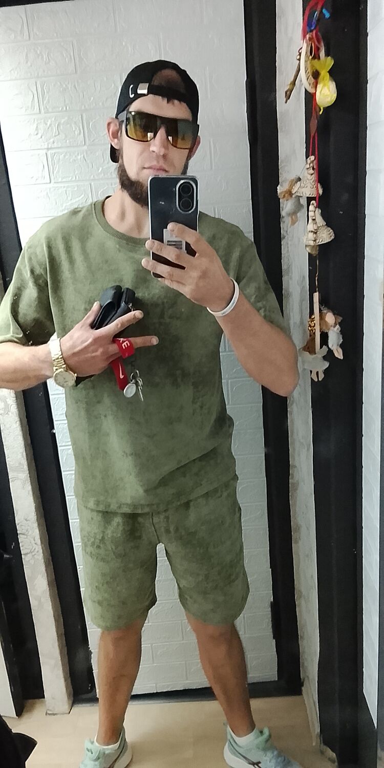  54088075  Sokol, 33 ,    