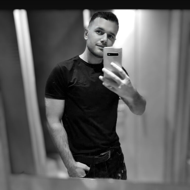  ,   Denys, 36 ,   ,   , c 