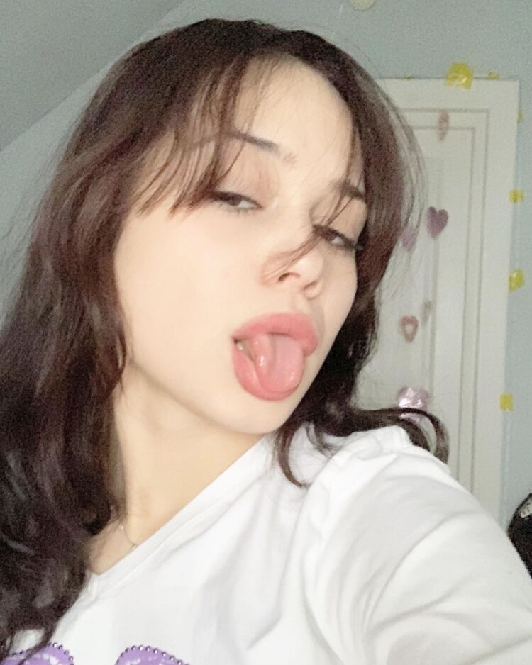  42098045  , 22 ,    