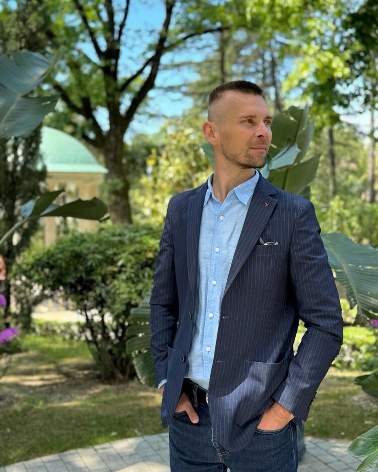 ���� 51672015 ������� ������, 37 ���, ���� ���������� � ������