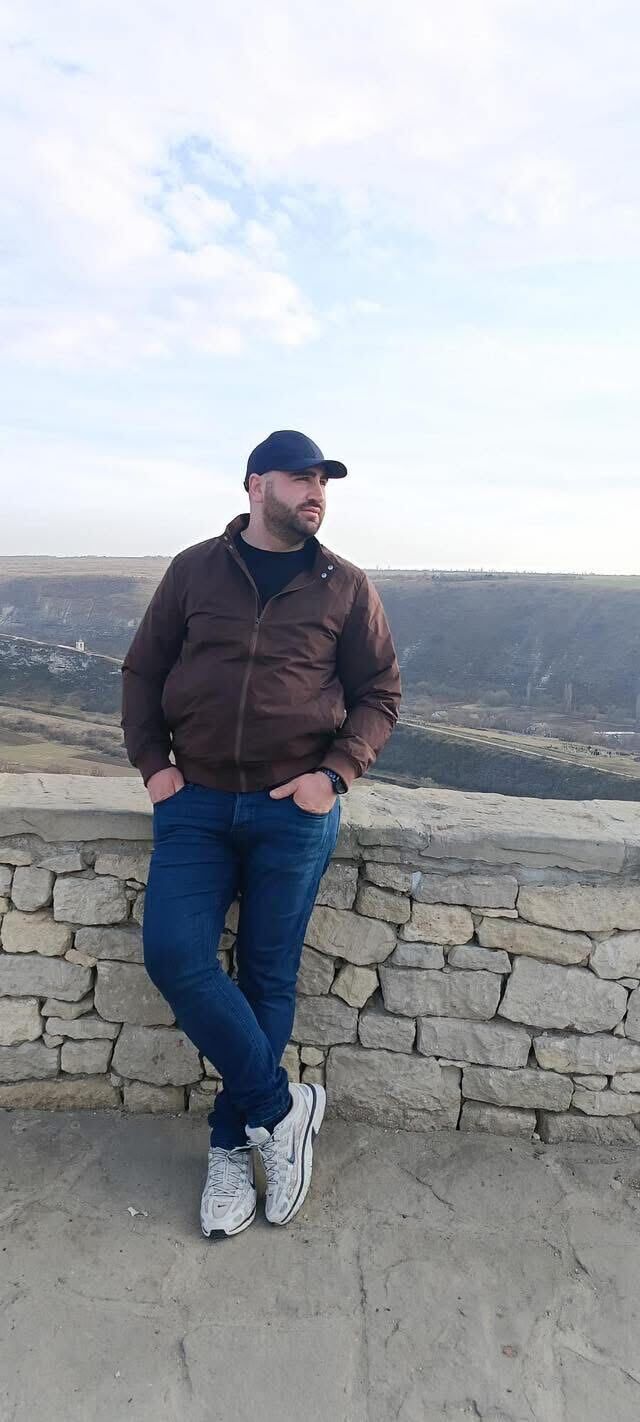  ,   Sergiu, 30 ,   ,   