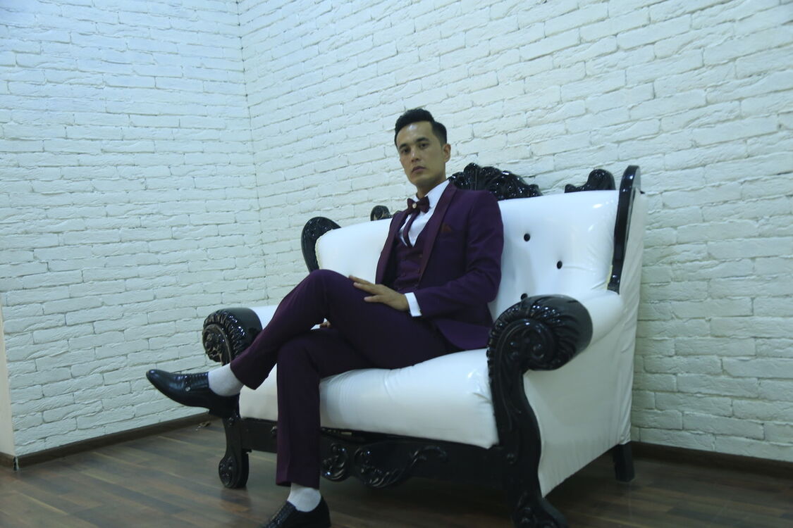  ,   Nizomiddin, 33 ,   ,   , c 