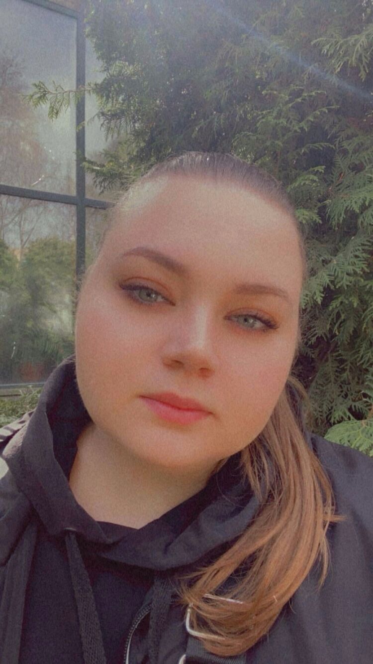  49817845  , 24 ,    