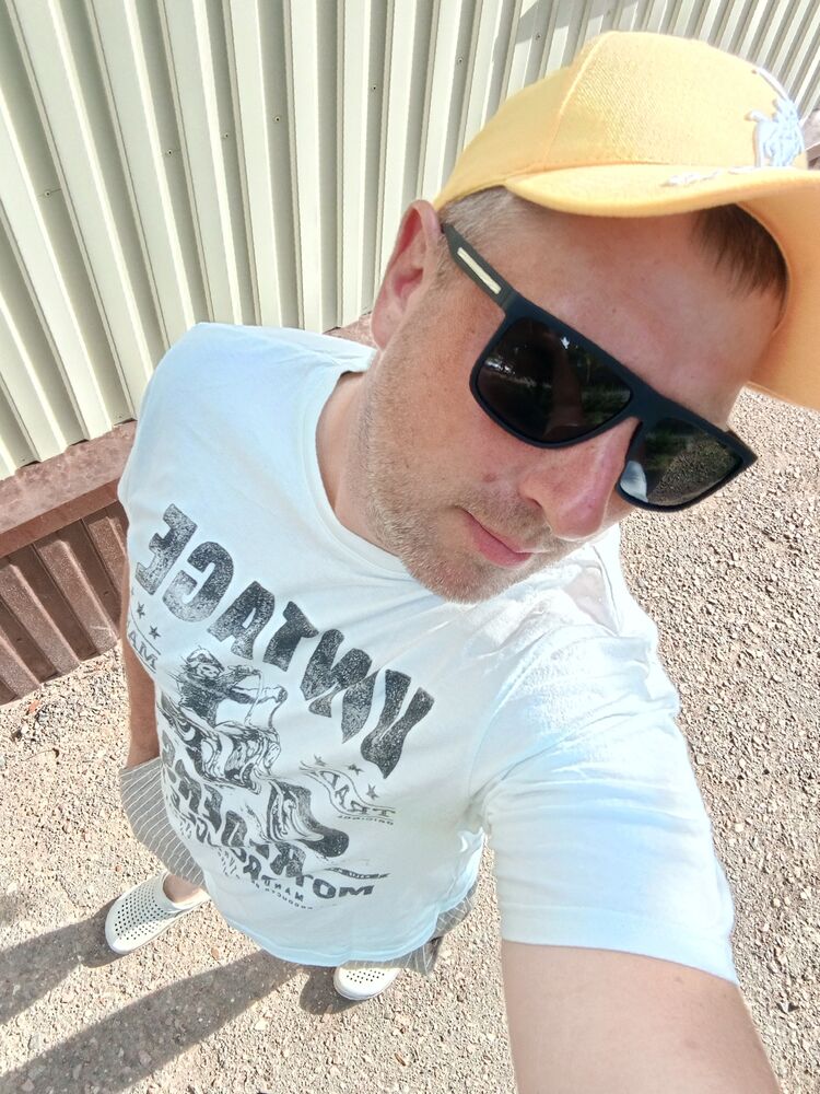  54070475  , 37 ,    