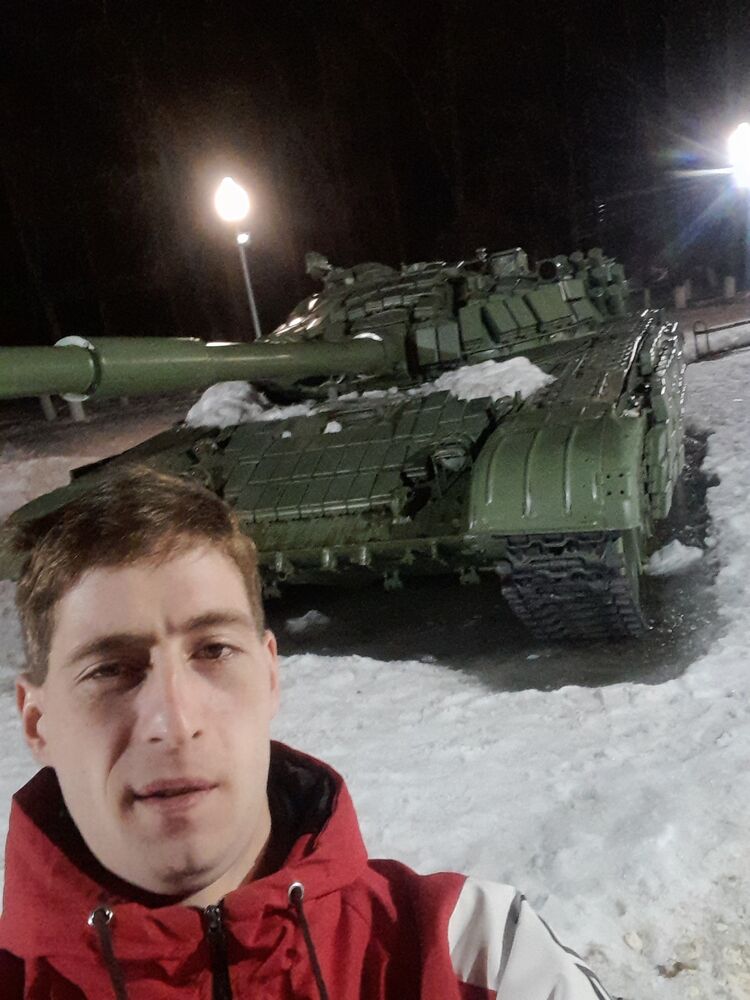  33813665  , 28 ,    -