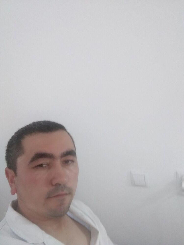 16647705  Abror, 42 ,    