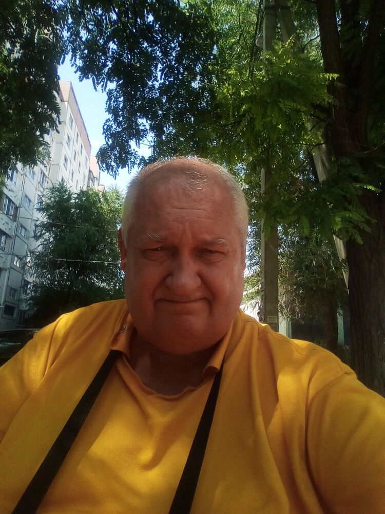  37330565  Valeri, 63 ,    
