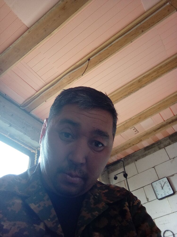  33054865  , 44 ,    