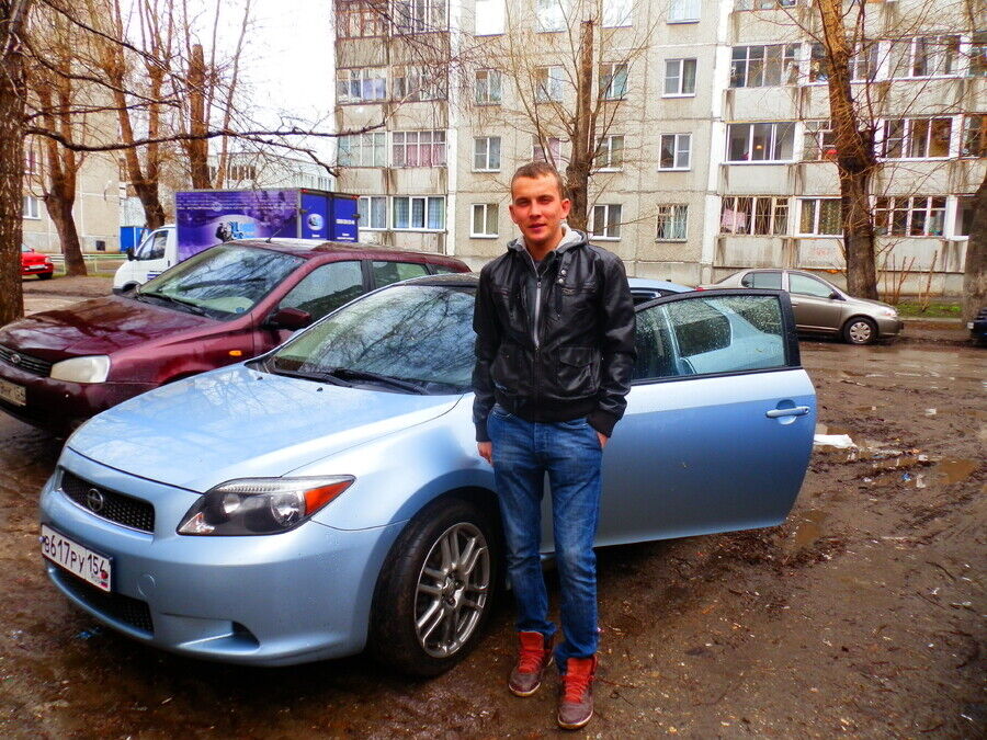  ,   Denis, 35 ,   ,   , c 