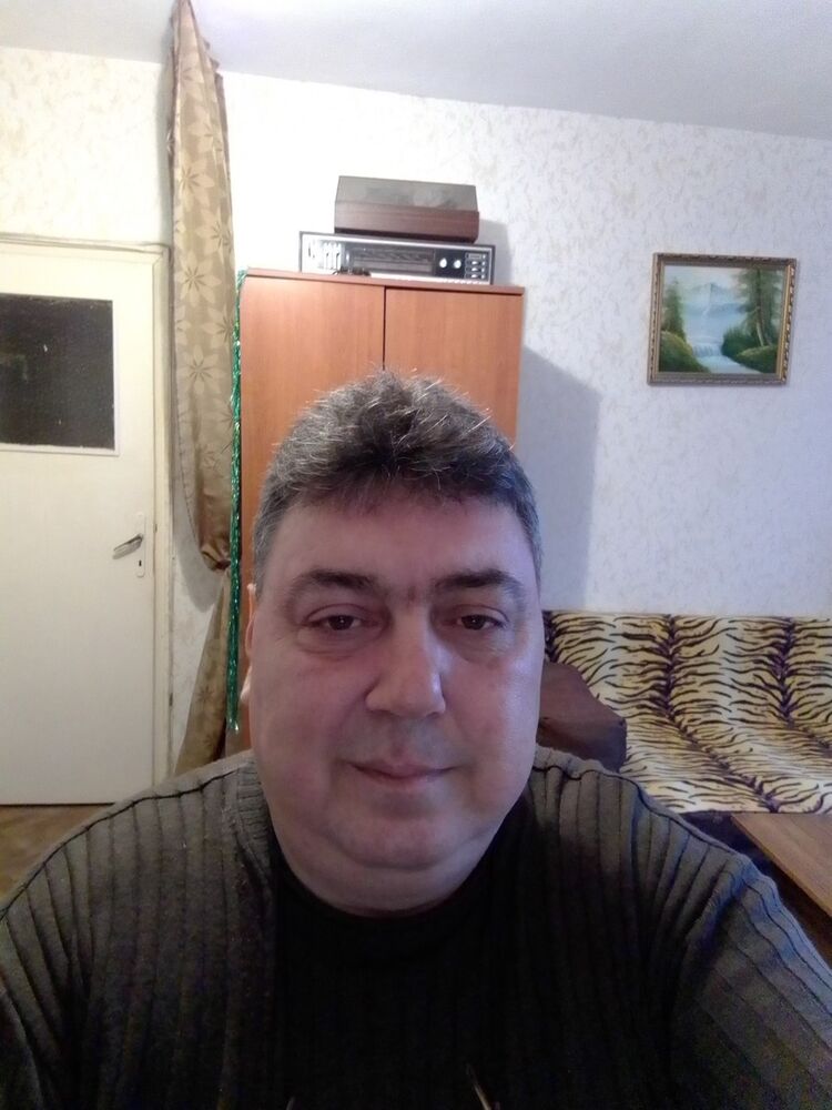  18771815  Toni, 55 ,    