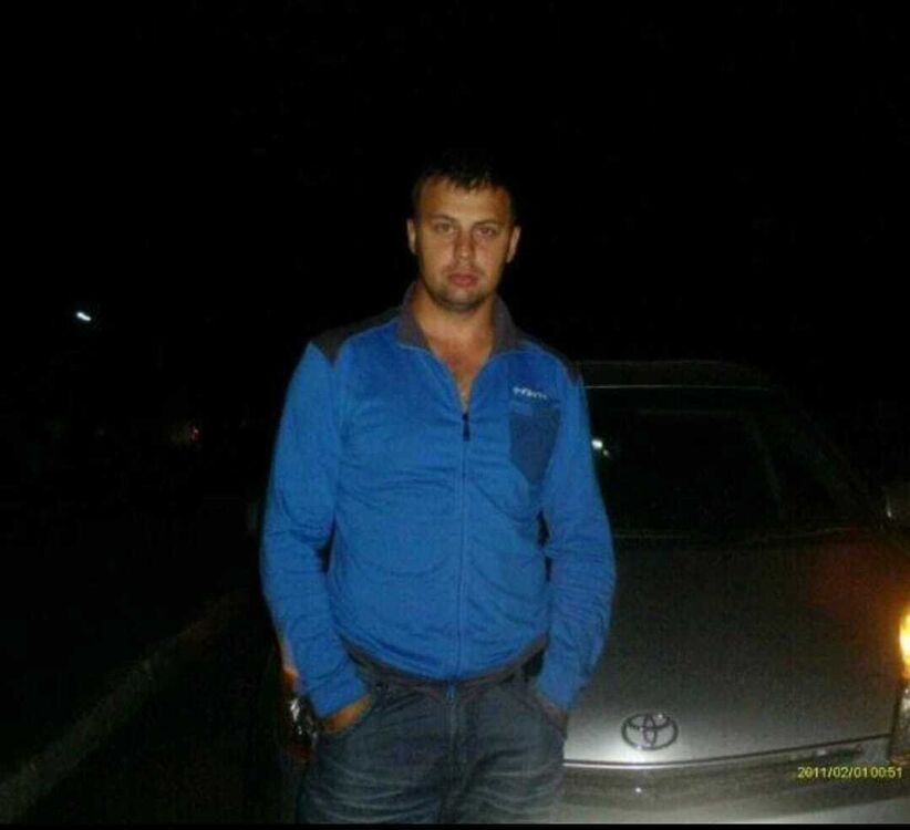  49611115  Kot, 38 ,    