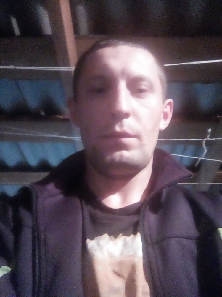  20825605  , 33 ,    