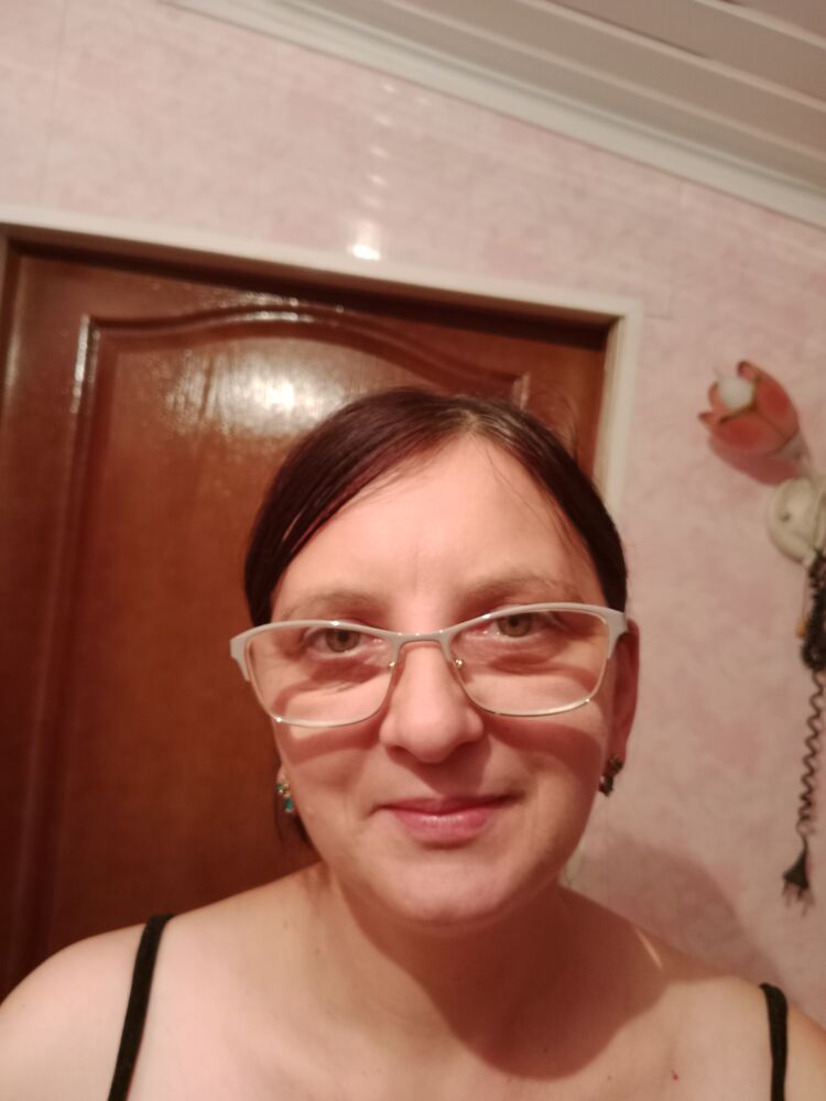  47020305  IRINA, 47 ,    