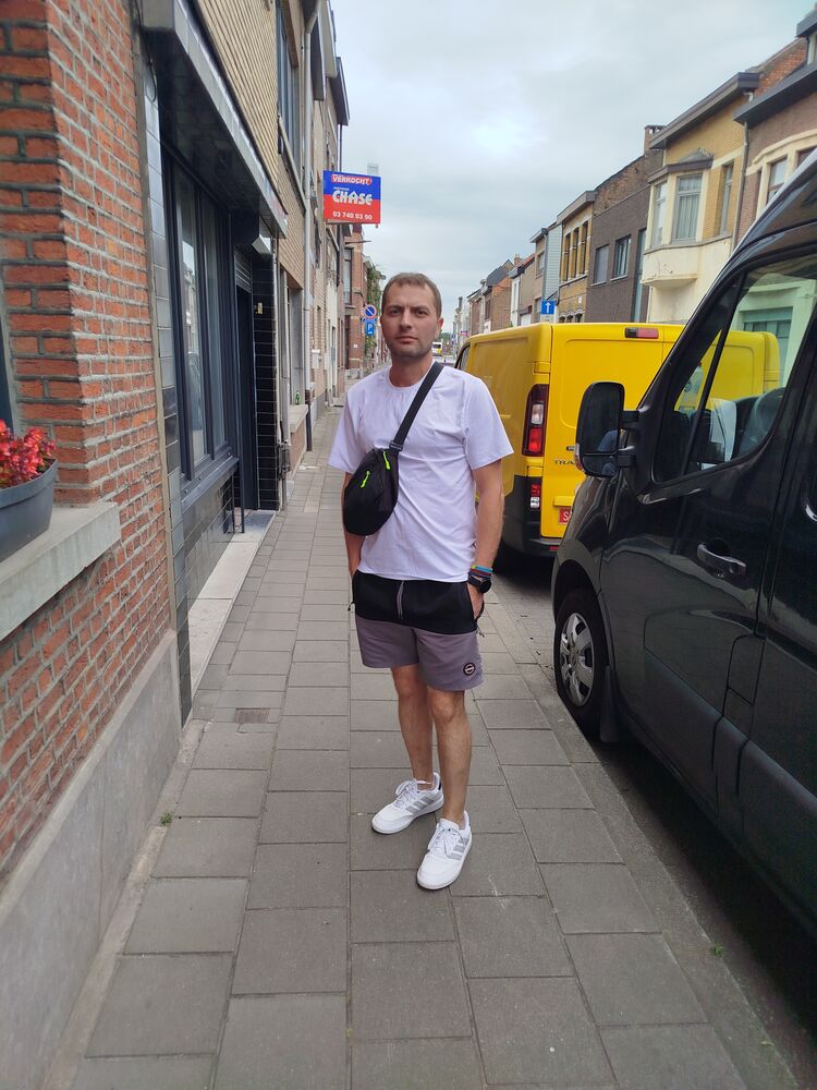  52560725  Nick, 41 ,    Antwerp