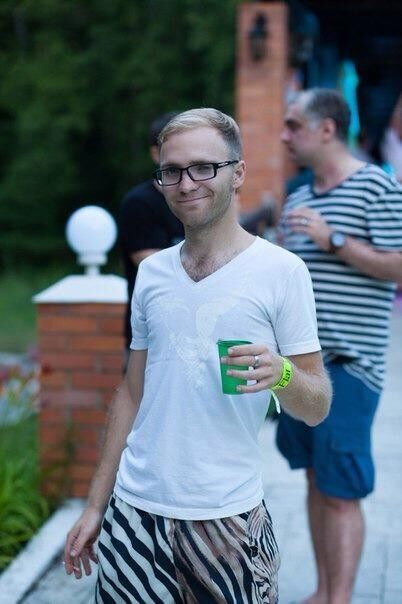  8464765  , 49 ,    -