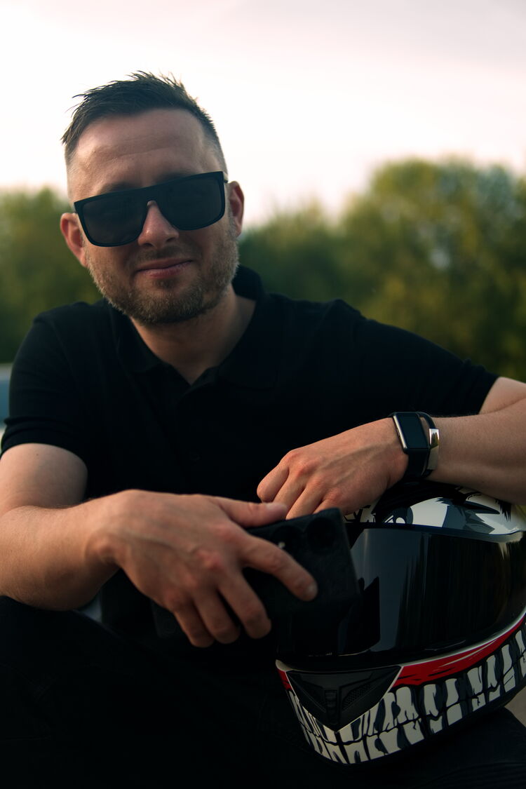 ���� 54577215 ������� ����, 37 ���, ���� ���������� � ������