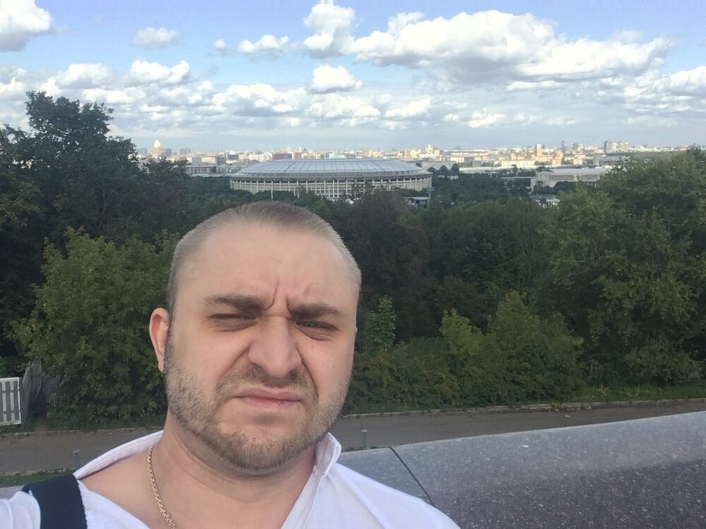   ,   Anton, 39 ,  