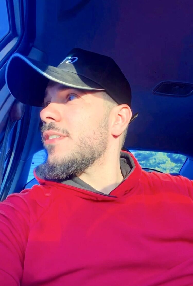  ,   Hamza, 28 ,   ,   