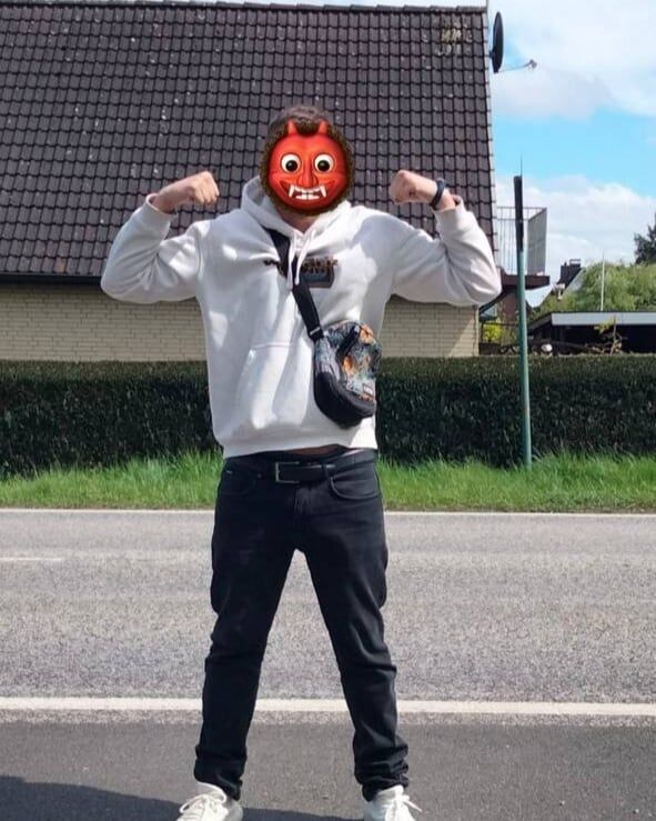 ���� 37097715 ����� ����, 21 ���, ���� ���������� � ������