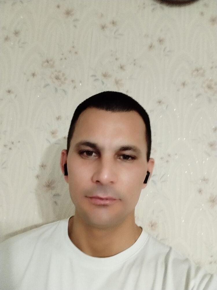  52837195  , 37 ,    