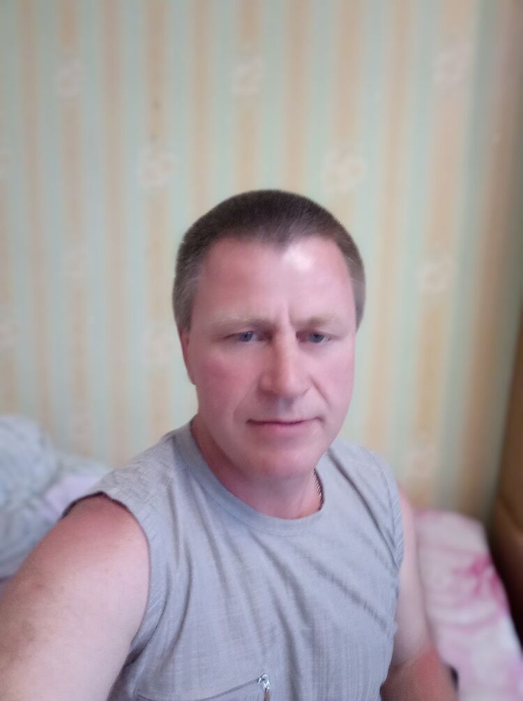  16113585  Aleksey, 54 ,    
